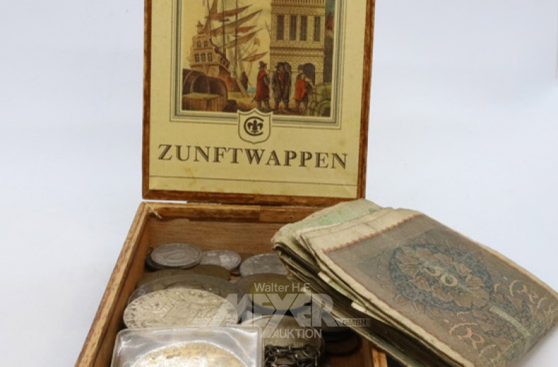 kl. Posten Münzen und Papiergeld