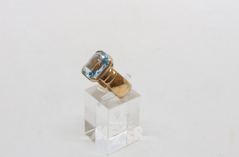 breiter Ring, 585er GG, mit 1 blauen