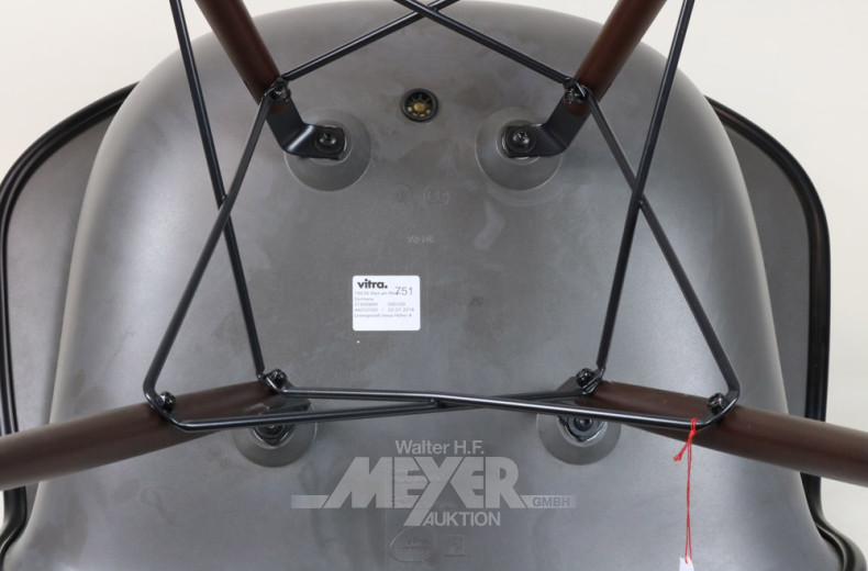 Vitra-Stuhl ''Plastic Armchair''