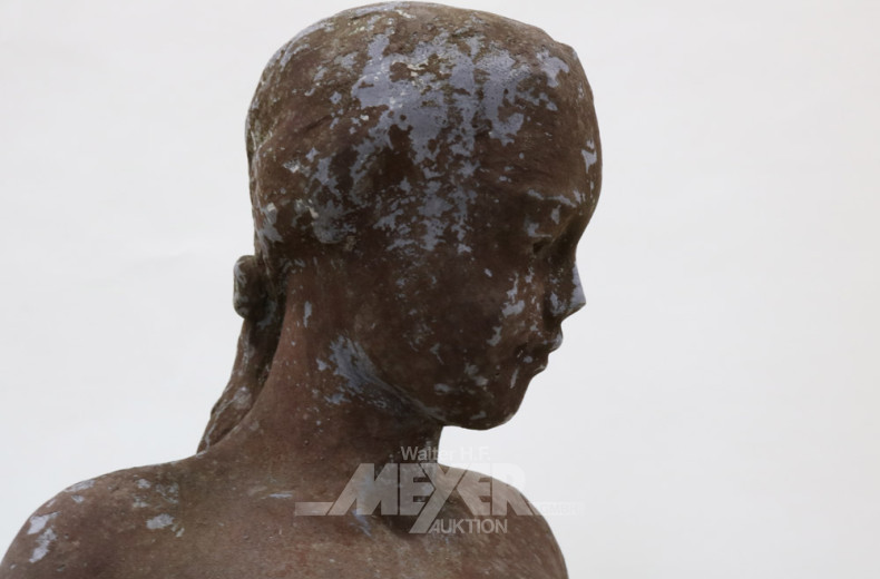 Garten-Steinskulptur ''Weibl. Akt''