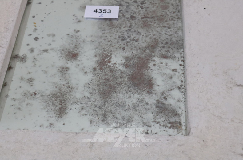 2 Beton-Wandspiegel, je 40 x 40 cm