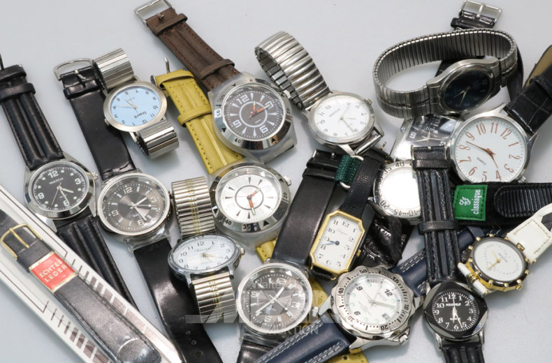 16 versch. Damen-u. Herrenarmbanduhren