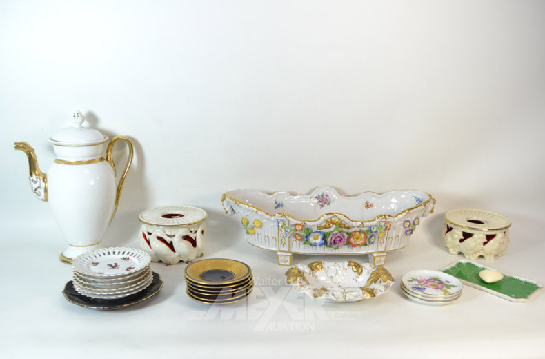 Posten versch. Porzellan-Dekorationen: