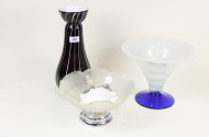 Kristallvase sowie 2 Glasschalen