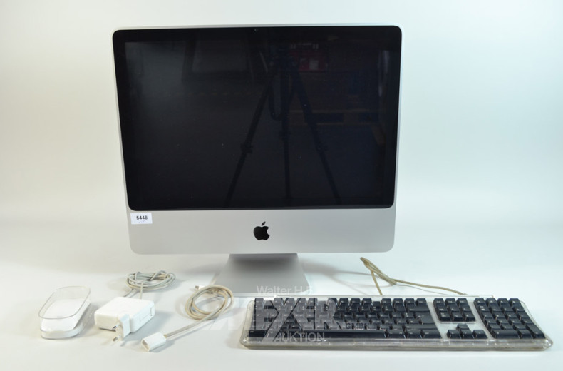 Apple iMAC mit Tastatur und Maus