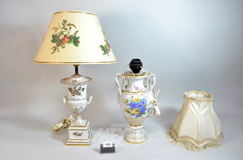 2 Tischlampen mit Porzellanfuß, ''Dresden'',