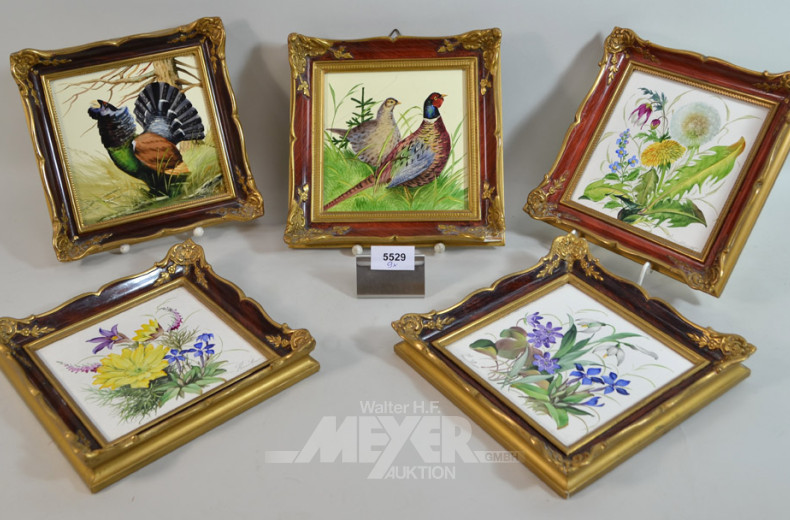 9 Porz.-Fliesen ''Blumen und Vogelmotive,