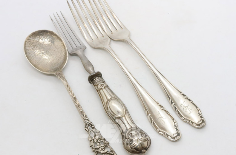 7 Besteckteile, teils Silber