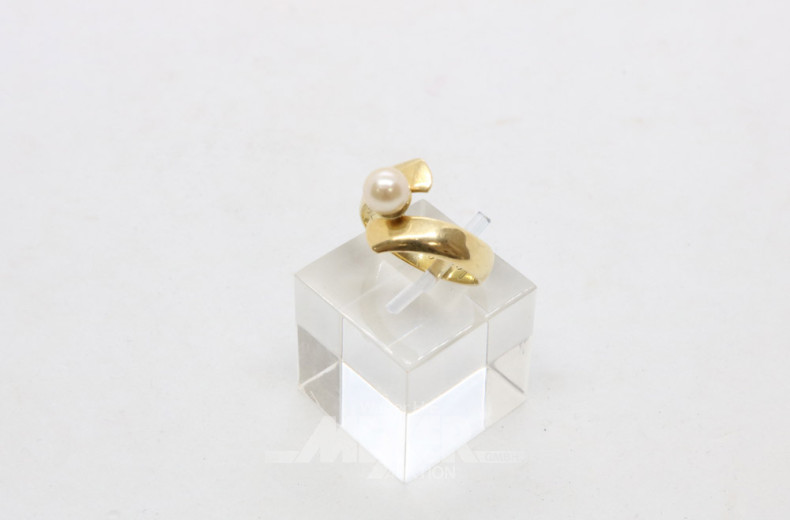 Damenring, 585er GG, ca. 5,9 g.