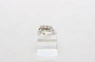 Ring, 585er WG, besetzt mit 3 Brillanten