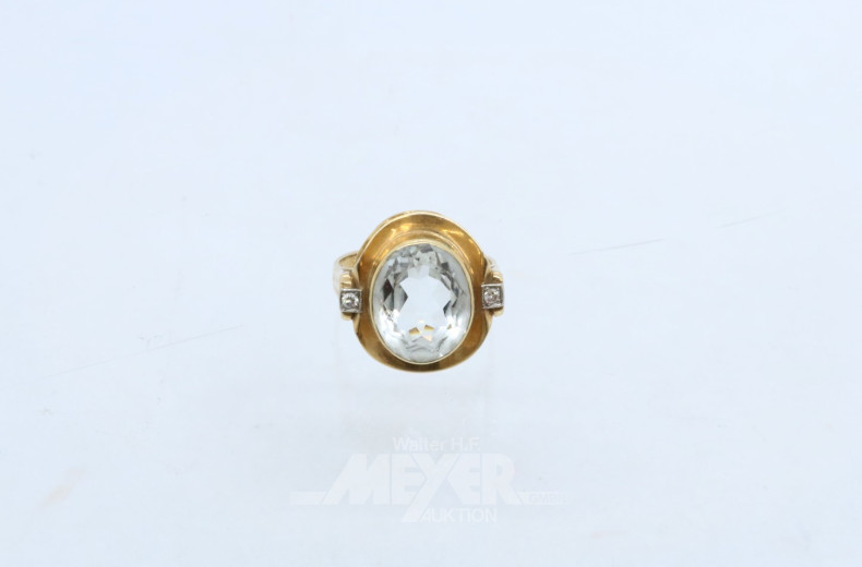 Damenring, 585er GG, mit 2 kl. Diamanten