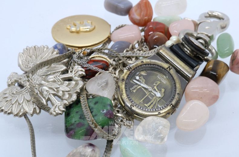 Posten Modeschmuck und Münzen