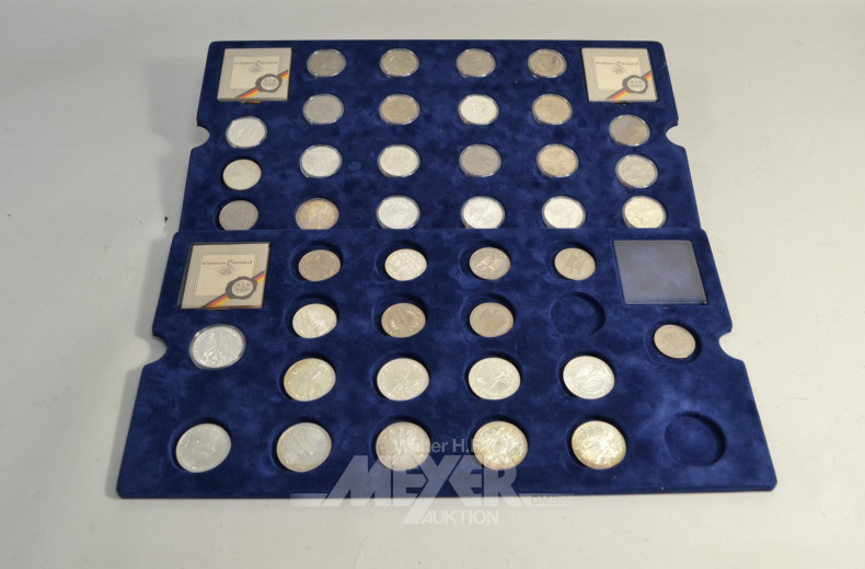 Münzbox mit DM Gedenkmünzen,
