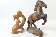 2 Holzschnitzereien: