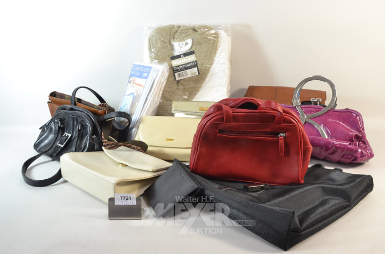 Posten Hausrat: Bademantel, Gästetücher,