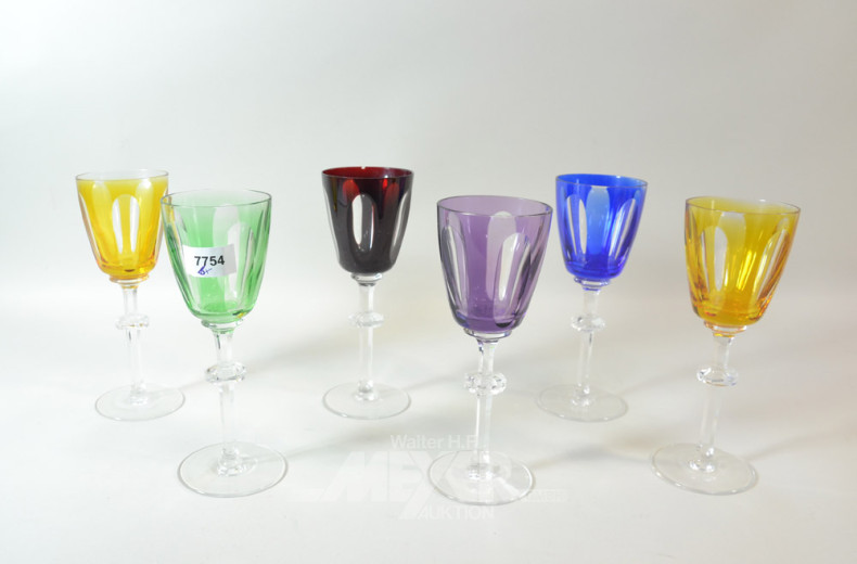 6 farbige Römergläser, 1 x am Rand