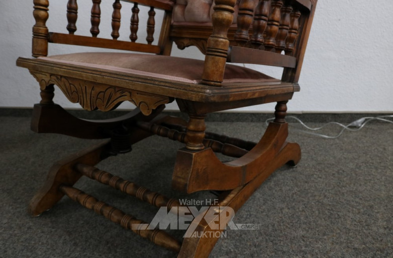 Schaukelstuhl, Nussbaum,