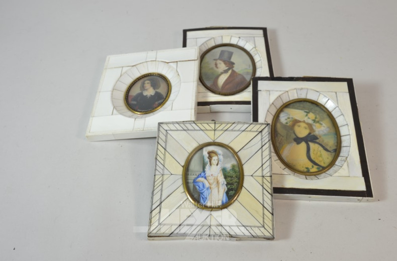 4 kl. Miniaturen im Horn-Rahmen