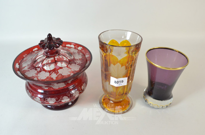 3 Teile Buntglas: Deckeldose, 2 Vasen