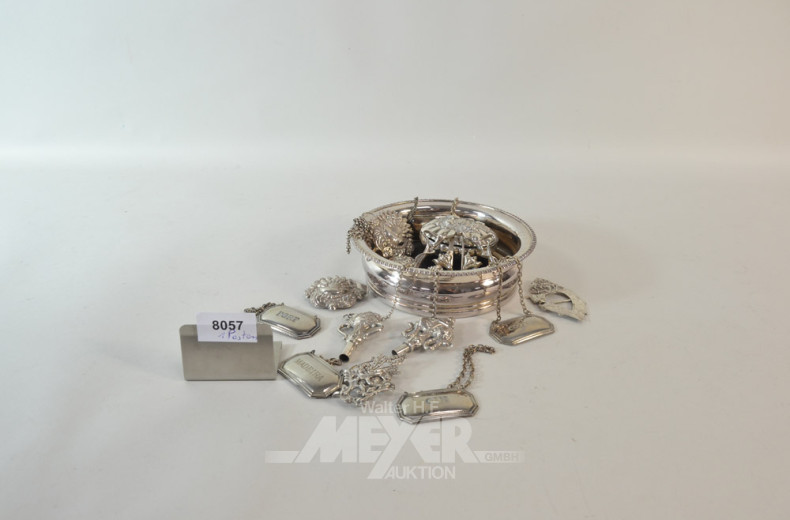 kl. Konvolut, tlw. Silber: Karaffen-