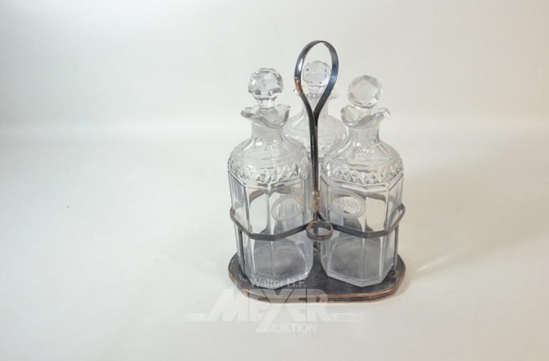 Menage mit 3 Karaffen