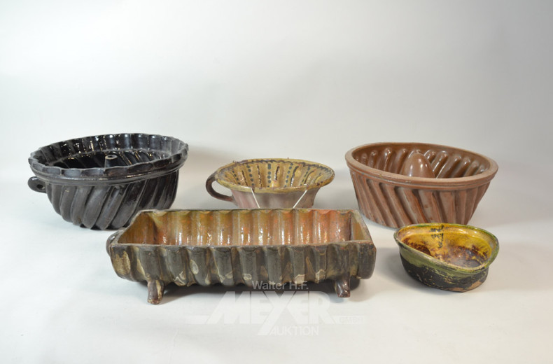 9 versch. Keramik-Backformen