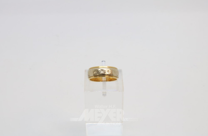 Bandring, 585er GG/WG, ca. 6,5 g.