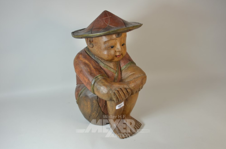 Holzschnitzerei, ''Der hockende Junge''