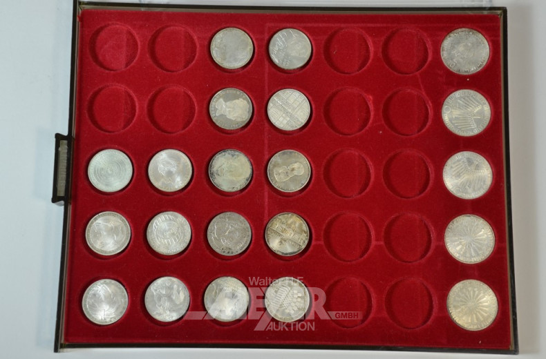 20 Münzen: 4 x 10 DM, 16 x 5 DM