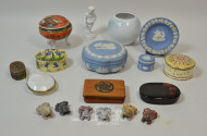 Posten Porz.-Vasen, Holzschatullen etc.,
