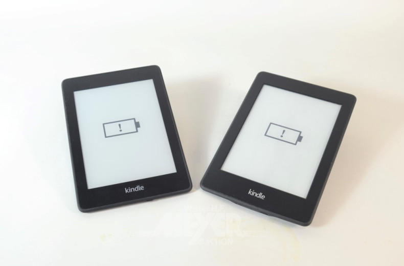 2 Amazon-KINDLE e-Books ohne Ladekabel