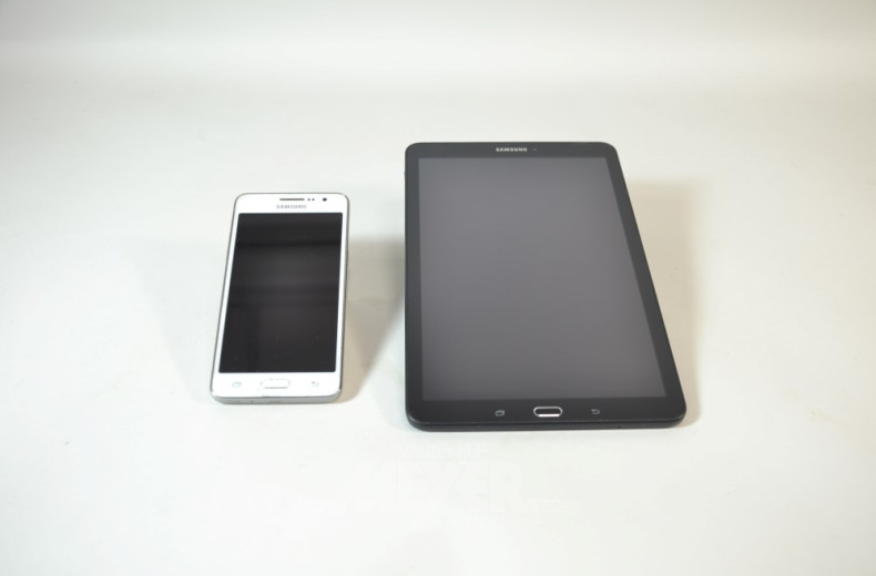 Smartphone SAMSUNG und 1 Tablet SAMSUNG