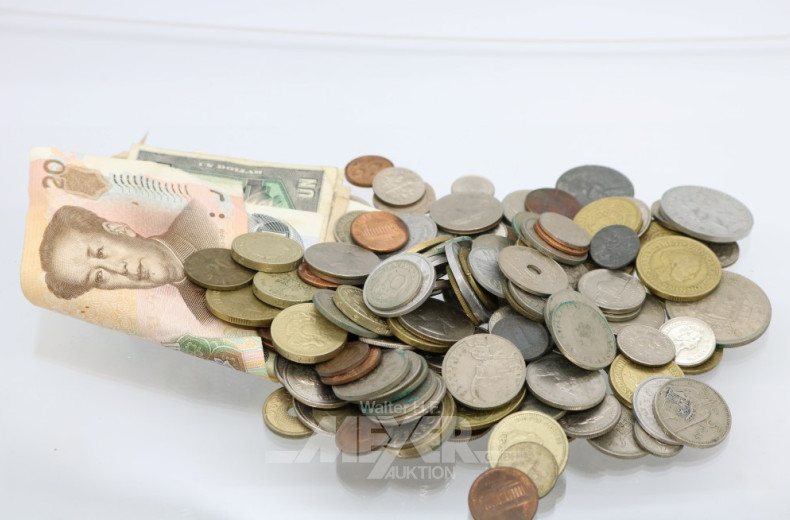 Münzalbum mit Inhalt und 1 kl. Posten