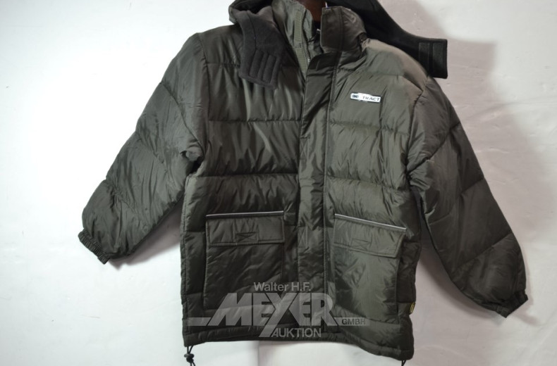 Posten neuwertige Kinder-Daunenjacken