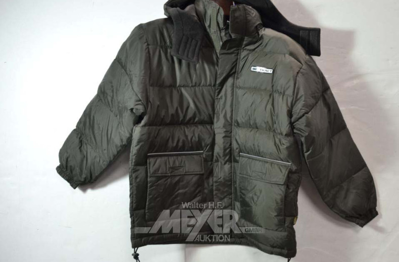 Posten neuwertige Kinder-Daunenjacken