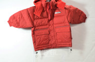 Posten neuwertige Kinder-Daunenjacken
