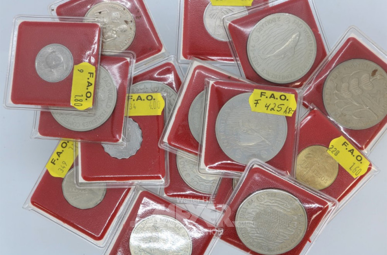 29 Münzen Kupfer/Nickel/Messing/Aluminium,