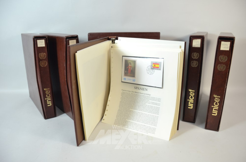5 Briefmarkenalben UNICEF