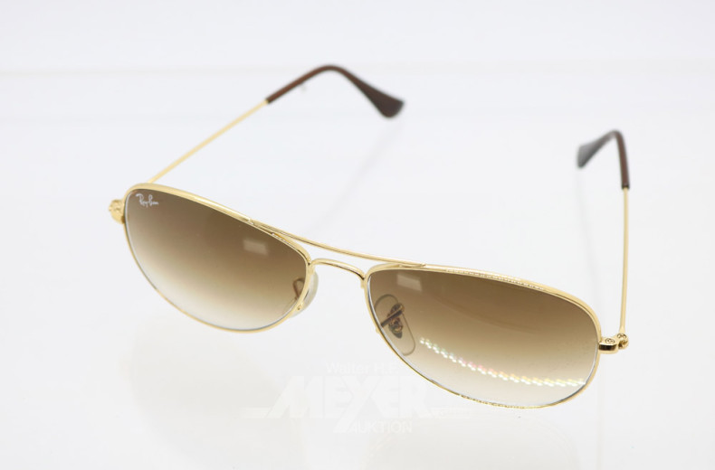 2 Sonnenbrillen ''RAY-BAN'' und 1 Etui