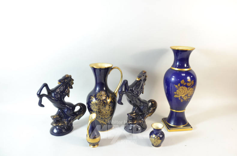 6 teile Porzellan:4 Vasen, 2 Pferdefiguren