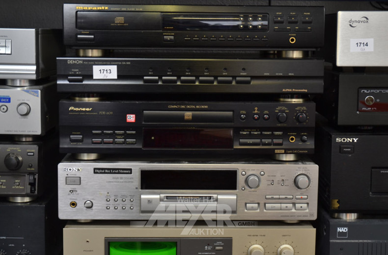 5 HiFi-Geräte bestehend aus: