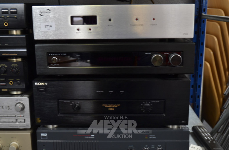 4 HiFi- Geräte bestehend aus: