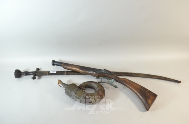 3 Dekorationen: Pistole, Säbel, Pulverhorn