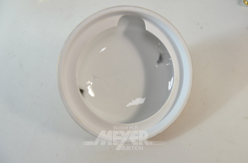 3 Teile Porzellan: 1 Schale, 2 Deckeldosen