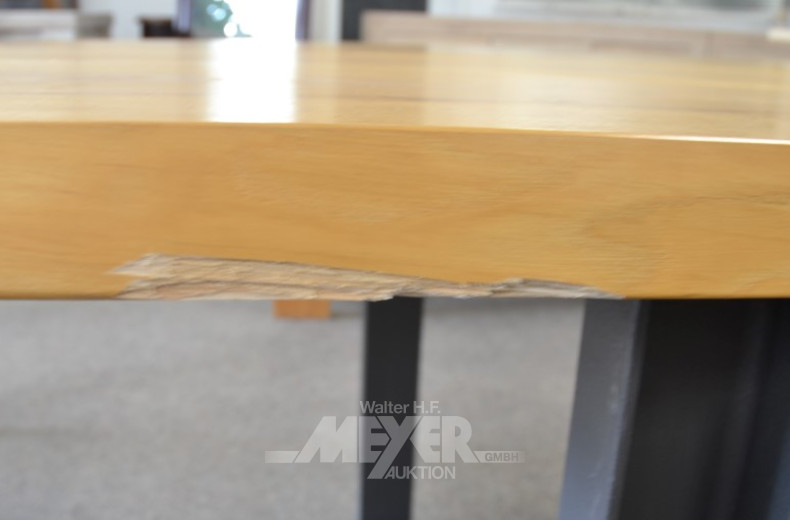 Eßtische, Metallgestell, Platte