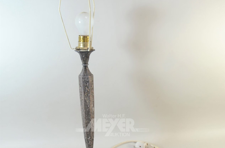 2 versch. Lampenfüße: 1 x Kristall,