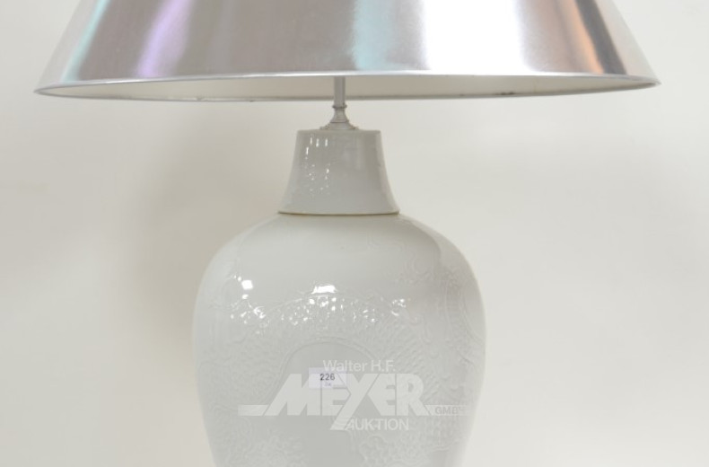 Paar gr. Porzellan-Vasenlampen,