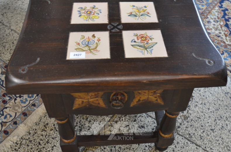 kl. Beistelltisch, Eiche dunkel,