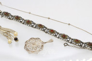 Posten Silberschmuck