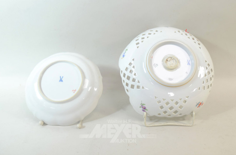 2 Porz.- Schalen Meissen, Blumendekor: